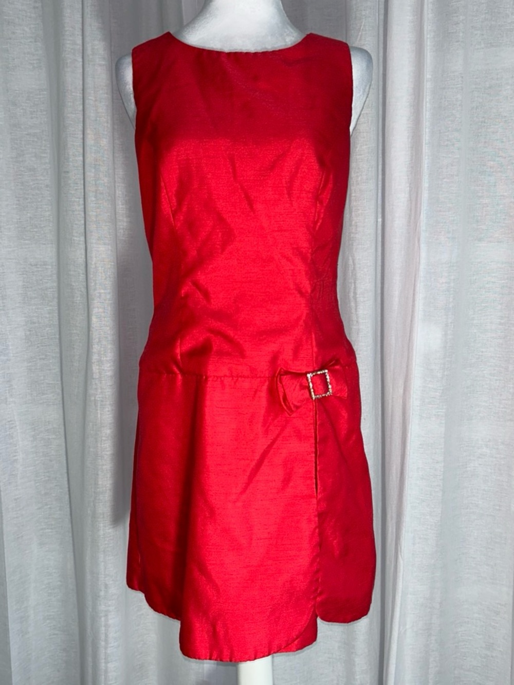 Vintage | Donna Ricco | Red Sleeveless Shift Dress
